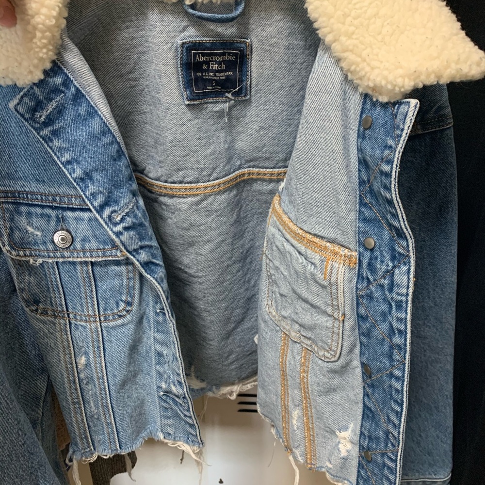 Sherpa cropped jean jacket